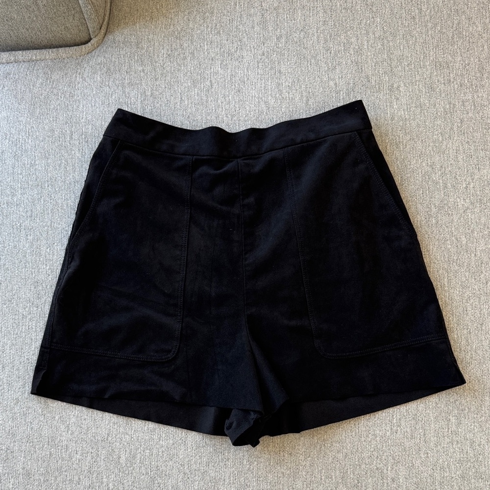 Wilfred High Waist Black Shorts